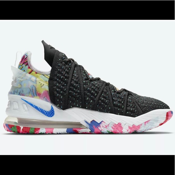 Nike LeBron XVIII 18 Basketball Shoes CQ9283 002 - Picture 3 of 8